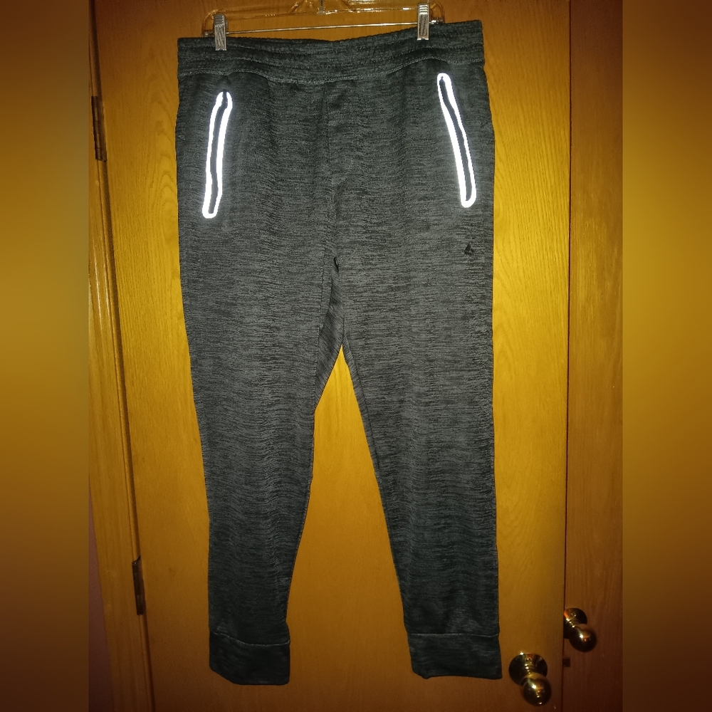 Men's size XL,  grey activewear pants with pockets